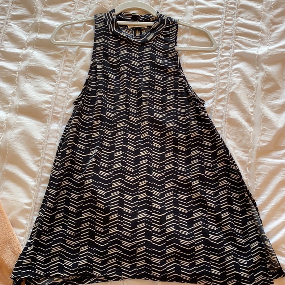 Navy Pattern Halter Top Size Small - Picture 2 of 7